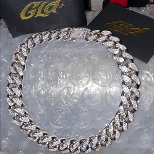 Diamond Cuban Link (19mm) in
White Gold